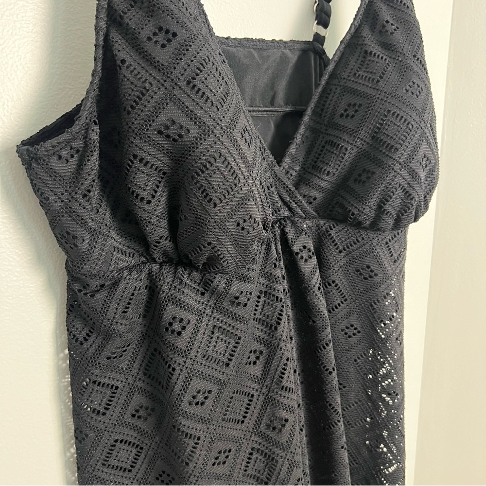 Women swimsuit great tummy coverage black size 18